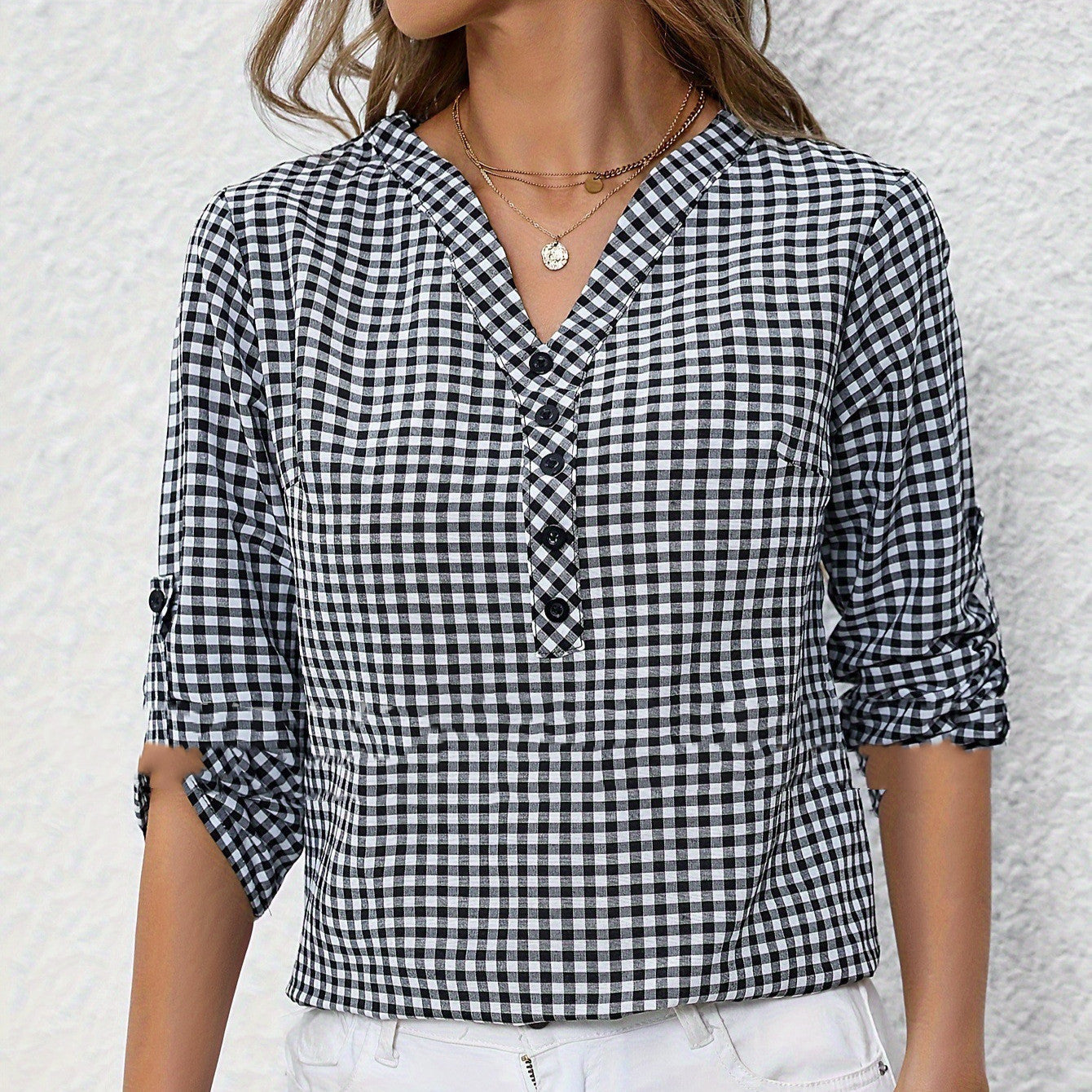 Classic Plaid Shirt with Three-Quarter Sleeves – Vintage-Inspired Style