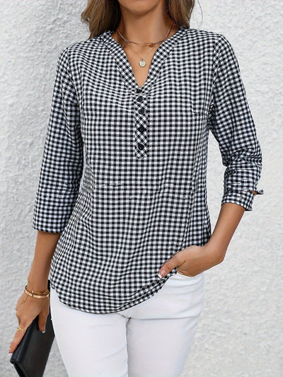 Classic Plaid Shirt with Three-Quarter Sleeves – Vintage-Inspired Style